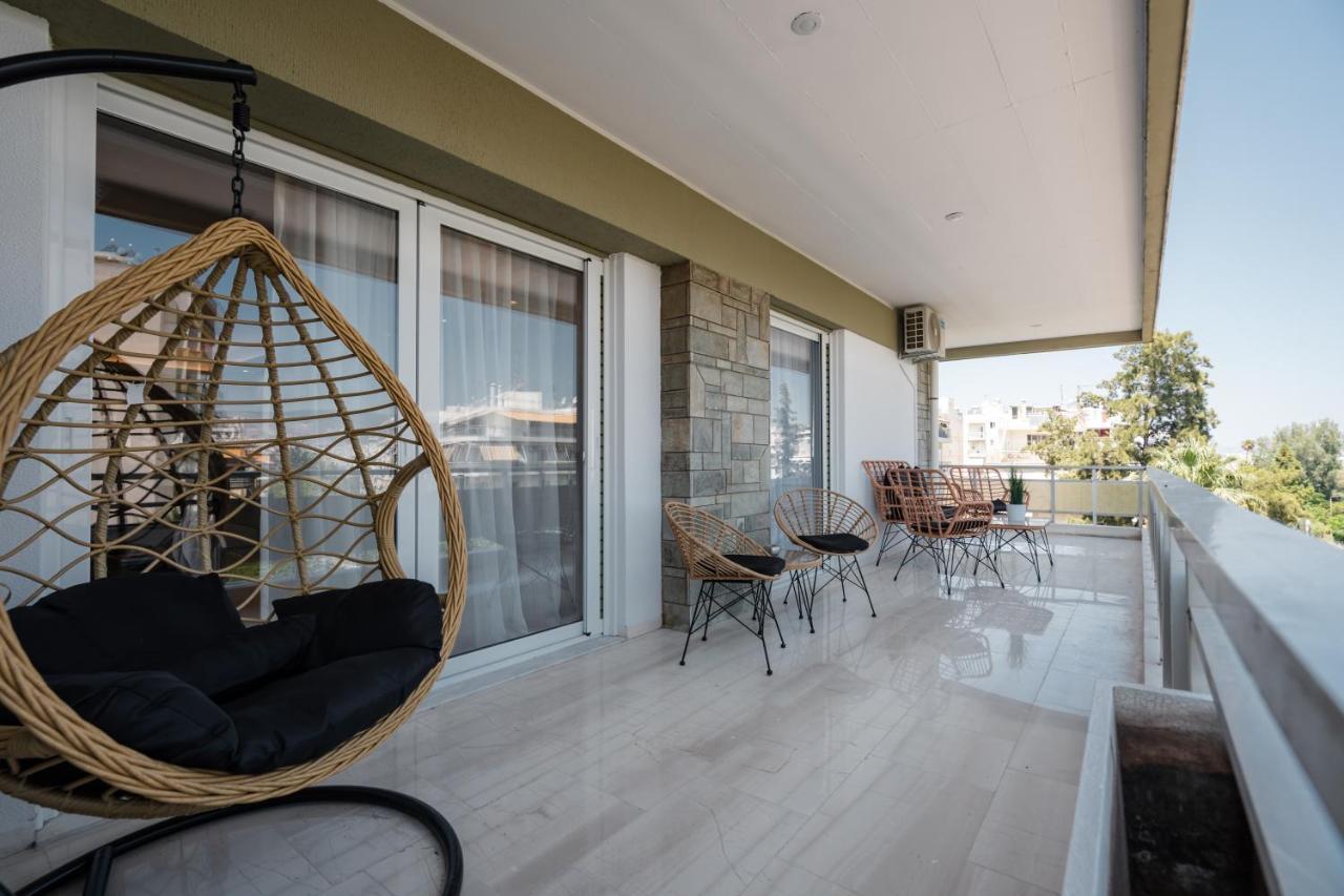 Luxury 4 Bedrooms Apartment Near Flisvos Marina Pire Dış mekan fotoğraf