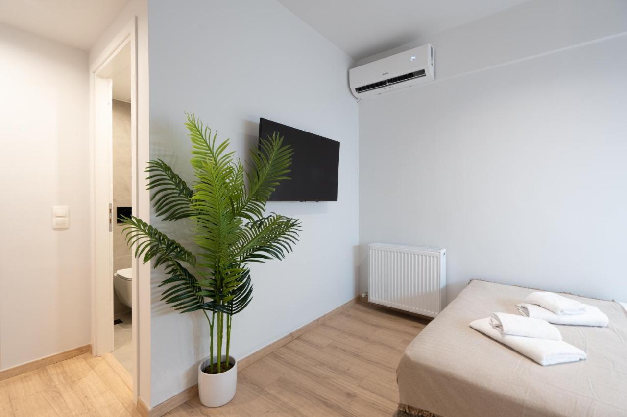 Luxury 4 Bedrooms Apartment Near Flisvos Marina Pire Dış mekan fotoğraf