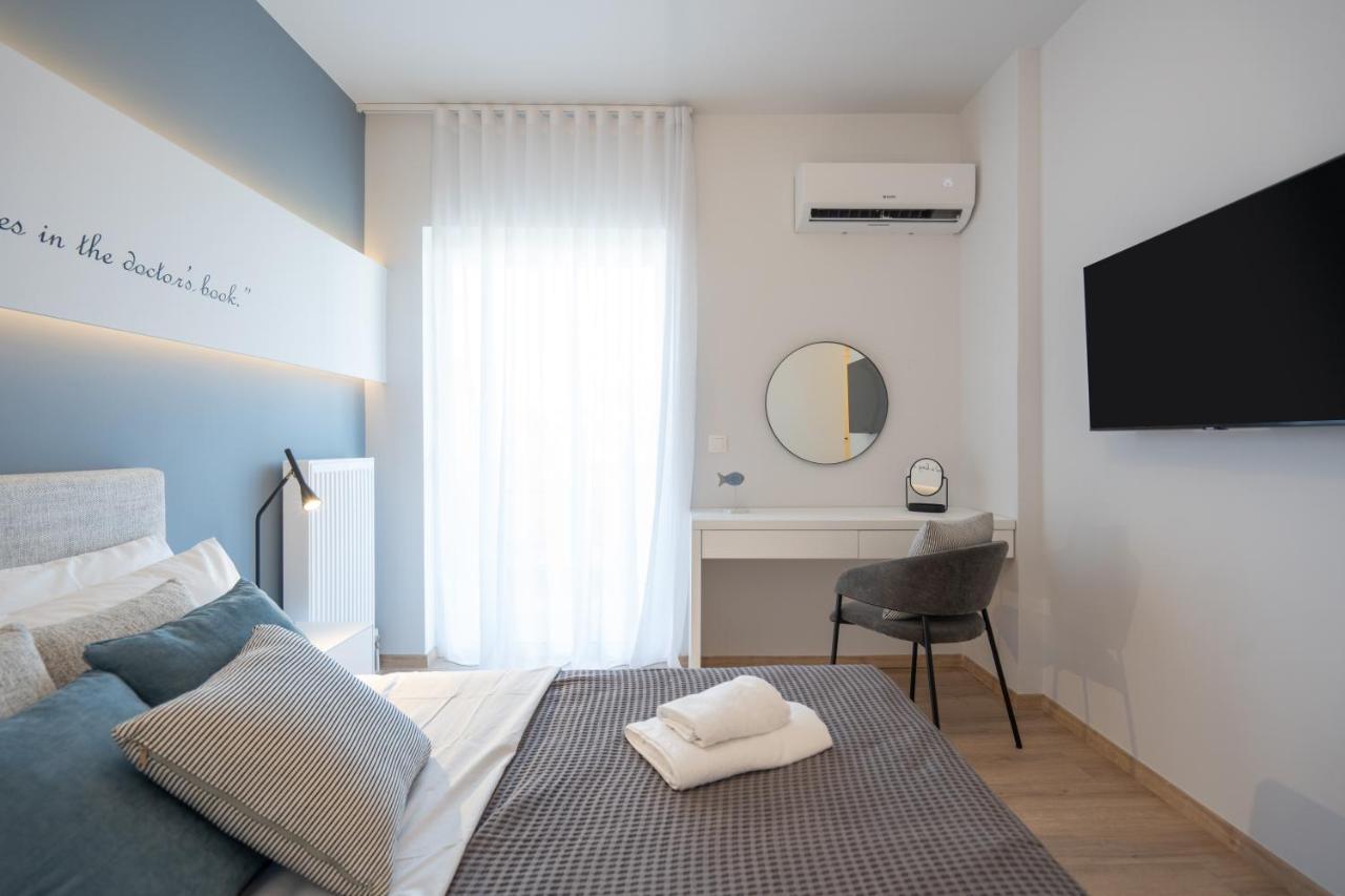 Luxury 4 Bedrooms Apartment Near Flisvos Marina Pire Dış mekan fotoğraf