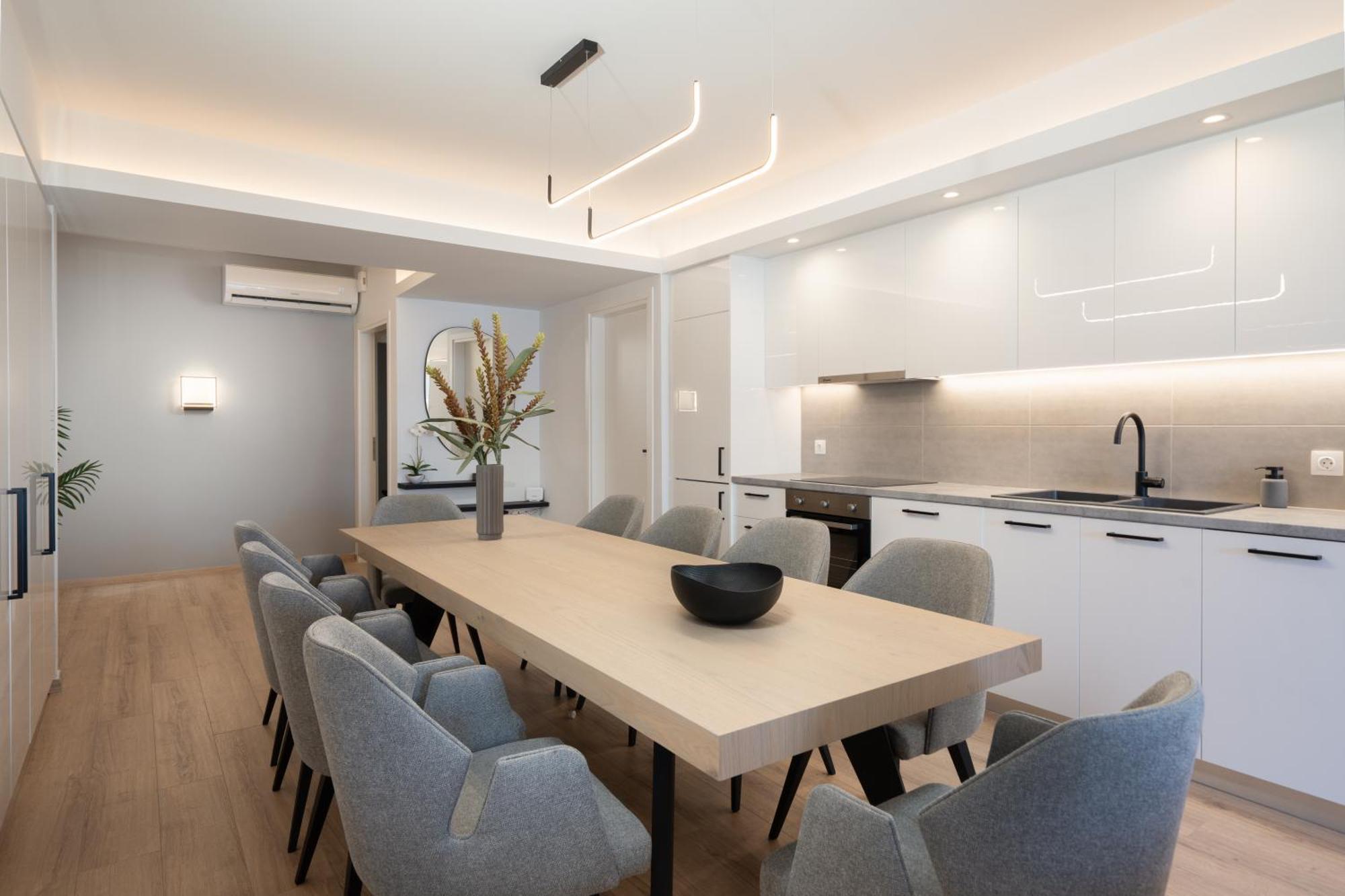 Luxury 4 Bedrooms Apartment Near Flisvos Marina Pire Dış mekan fotoğraf