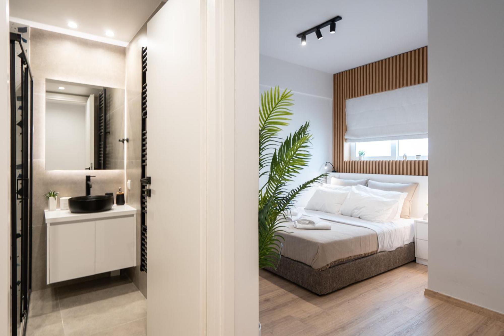Luxury 4 Bedrooms Apartment Near Flisvos Marina Pire Dış mekan fotoğraf